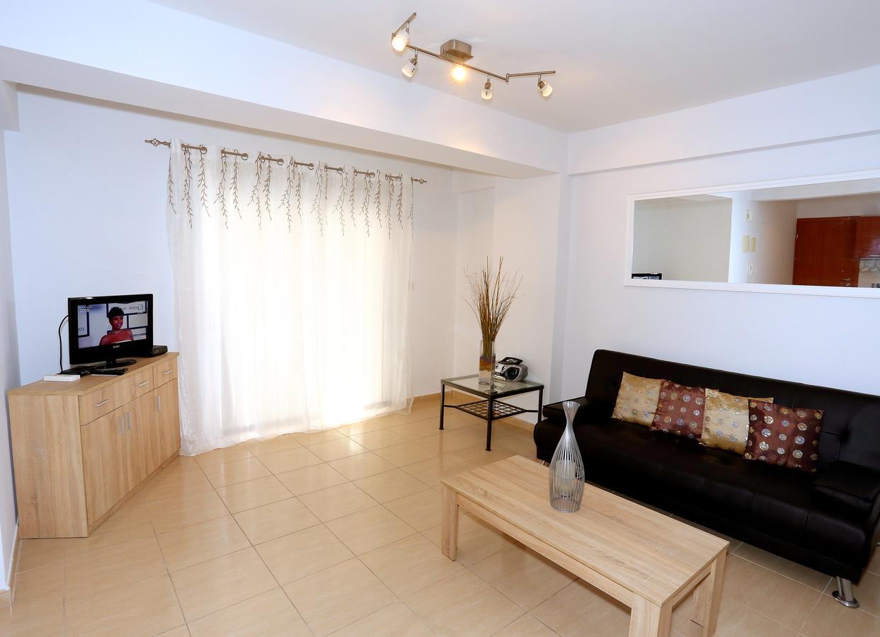 Penelope Court Apartment 102 Ларнака Екстериор снимка