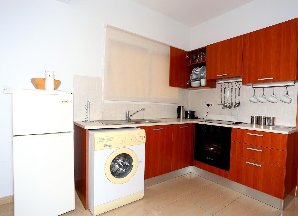 Penelope Court Apartment 102 Ларнака Екстериор снимка